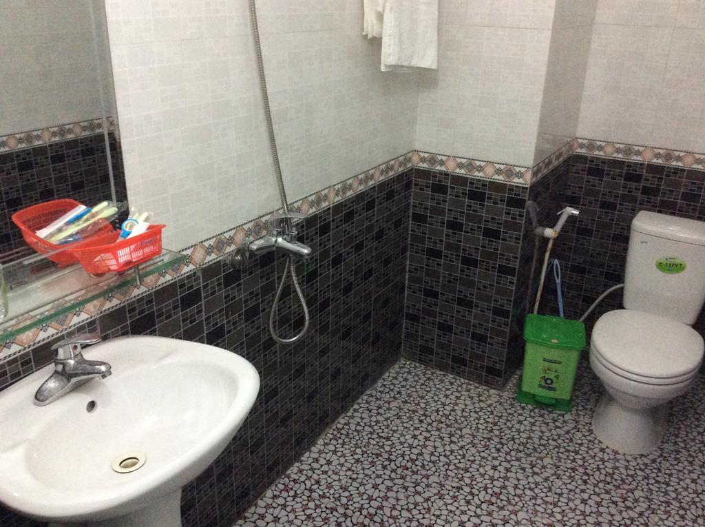 Van Anh Hotel Thach Loi Екстериор снимка