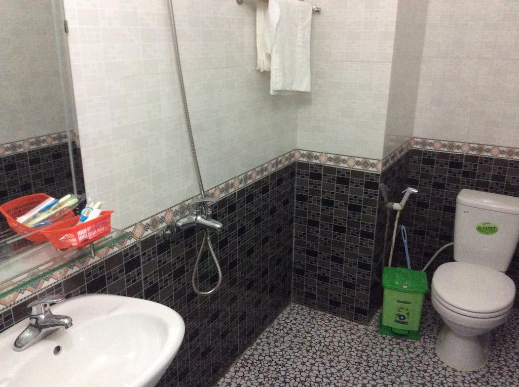 Van Anh Hotel Thach Loi Екстериор снимка